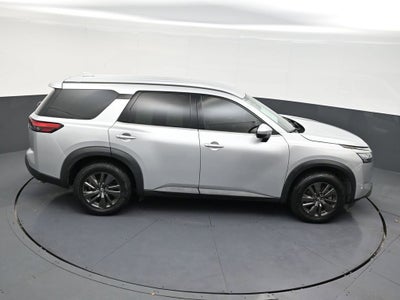 2022 Nissan Pathfinder S