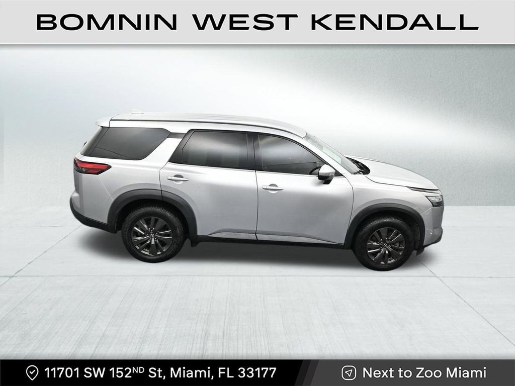 2022 Nissan Pathfinder S