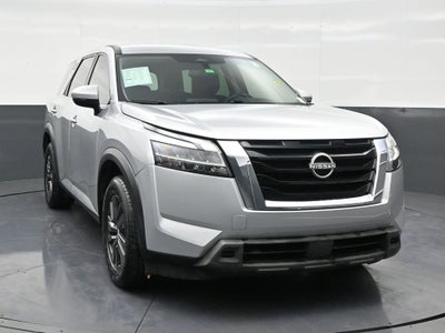 2022 Nissan Pathfinder S