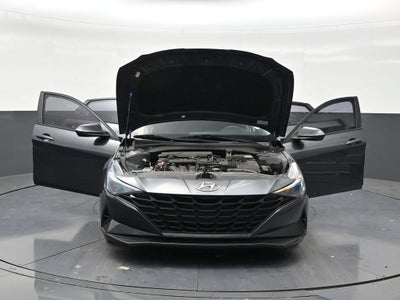 2021 Hyundai Elantra SE
