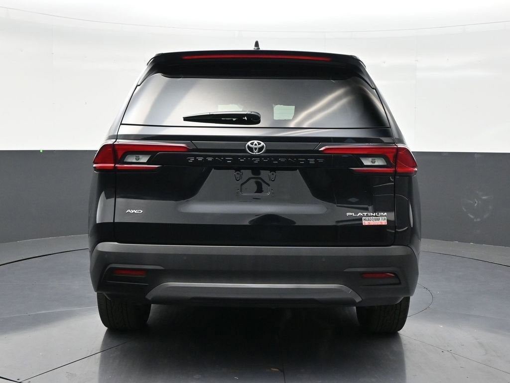 2026 Toyota Grand Highlander LE