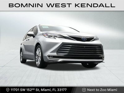 2023 Toyota Sienna Platinum