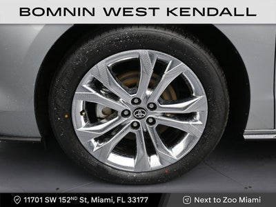 2023 Toyota Sienna Platinum