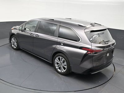 2024 Toyota Sienna Platinum