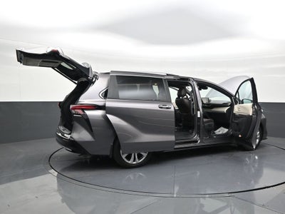 2024 Toyota Sienna Platinum