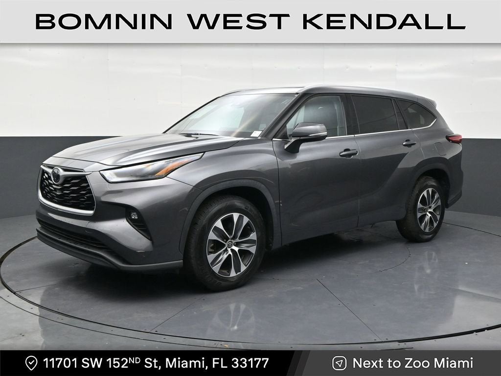 2022 Toyota Highlander XLE