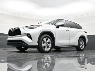 2025 Toyota Highlander LE