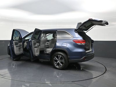 2018 Toyota Highlander LE