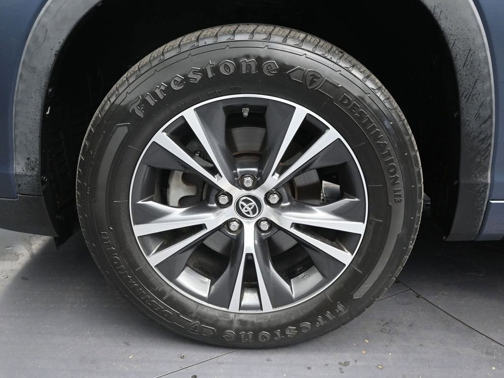 2018 Toyota Highlander LE