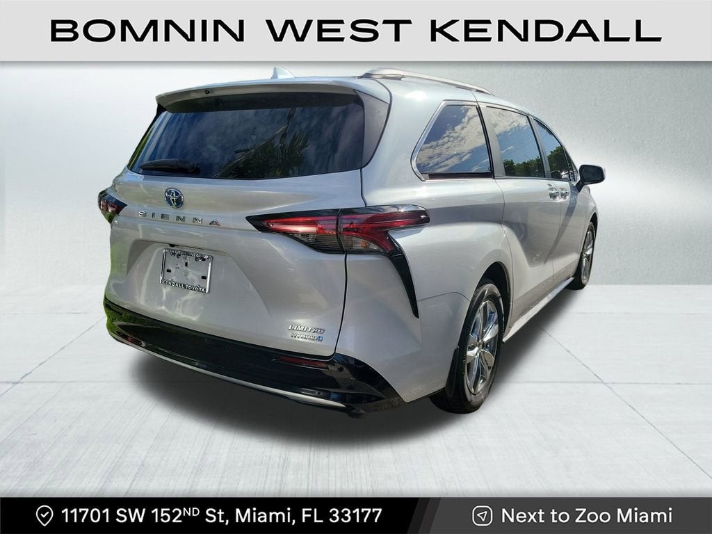 2024 Toyota Sienna Limited