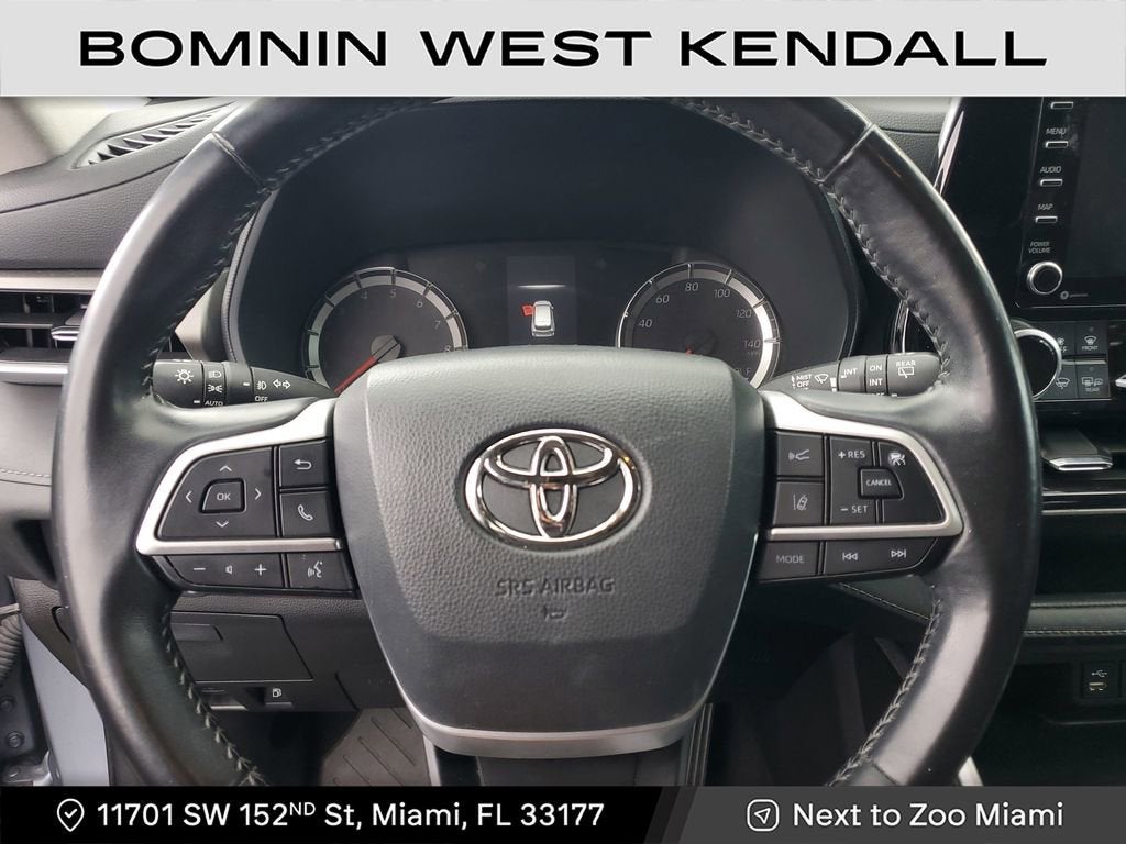 2022 Toyota Highlander LE