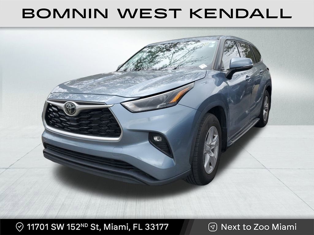 2022 Toyota Highlander LE