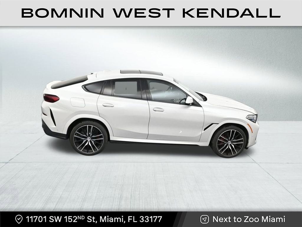 2023 BMW X6 M50i