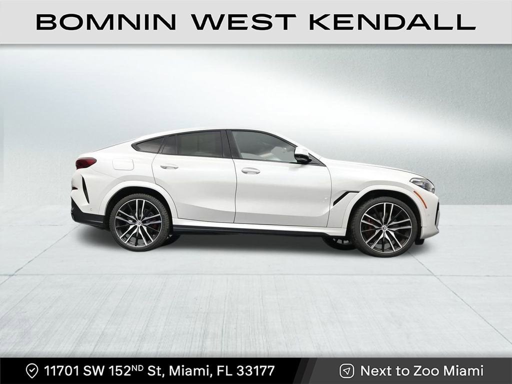 2023 BMW X6 M50i