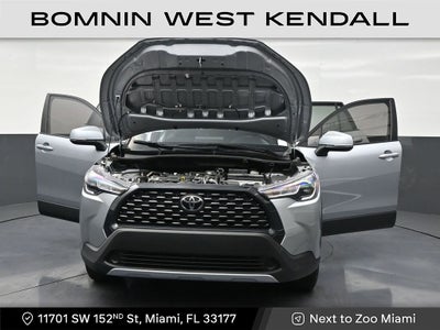 2024 Toyota Corolla Cross LE
