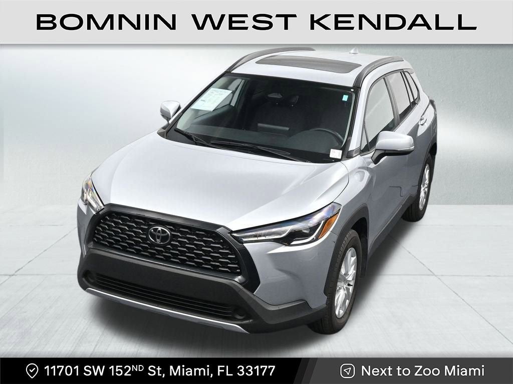 2024 Toyota Corolla Cross LE