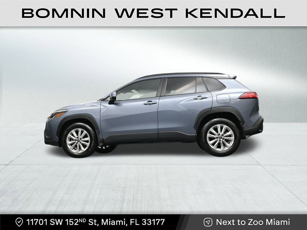 2024 Toyota Corolla Cross LE