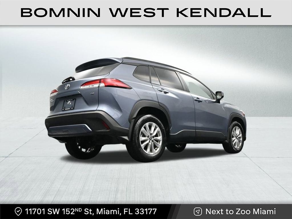 2024 Toyota Corolla Cross LE