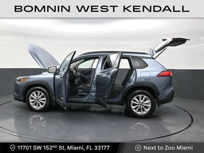 2024 Toyota Corolla Cross LE