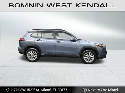 2024 Toyota Corolla Cross LE