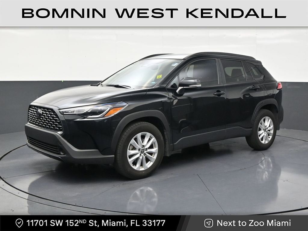 2024 Toyota Corolla Cross LE