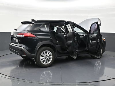 2024 Toyota Corolla Cross LE