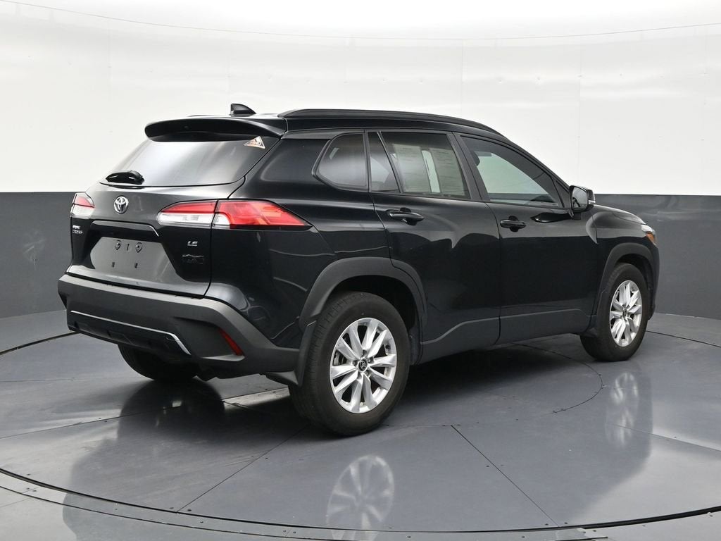 2024 Toyota Corolla Cross LE