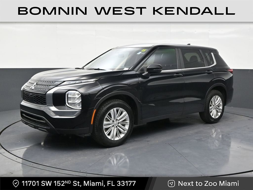 2024 Mitsubishi Outlander ES