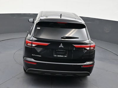 2024 Mitsubishi Outlander ES