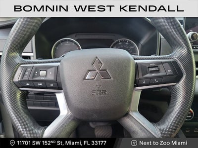 2024 Mitsubishi Outlander ES