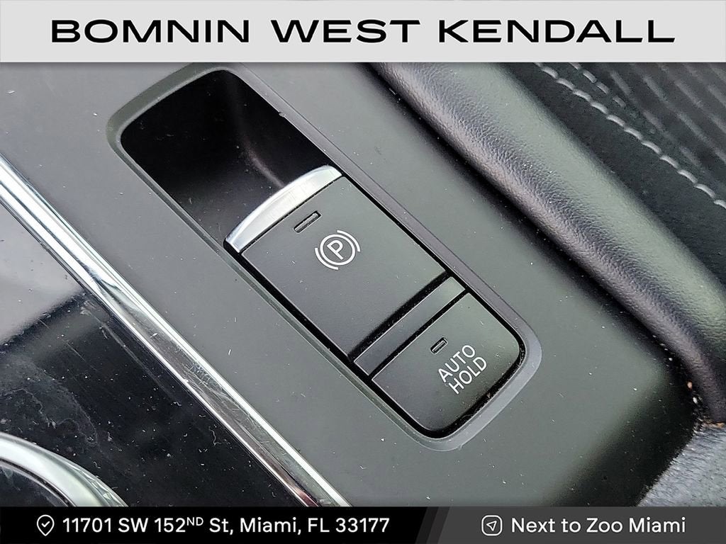 2024 Mitsubishi Outlander ES