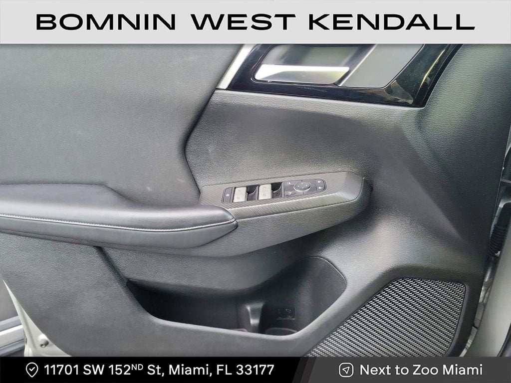 2024 Mitsubishi Outlander ES