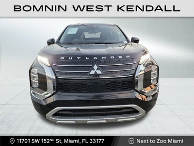 2024 Mitsubishi Outlander SE