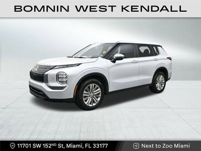 2022 Mitsubishi Outlander ES