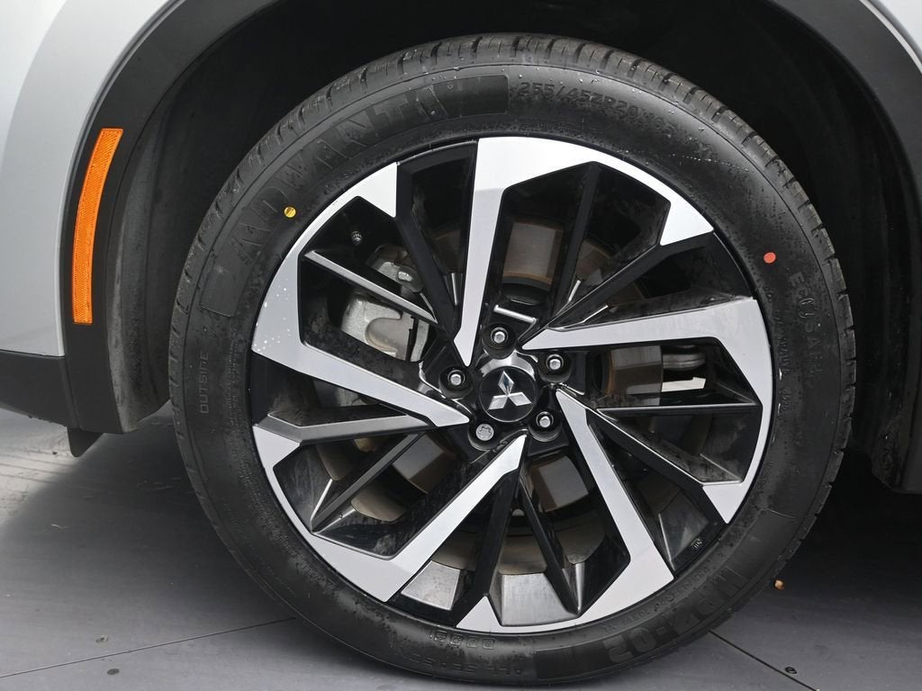 2025 Mitsubishi Outlander Plug-In Hybrid SE