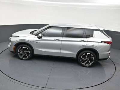 2025 Mitsubishi Outlander Plug-In Hybrid SE