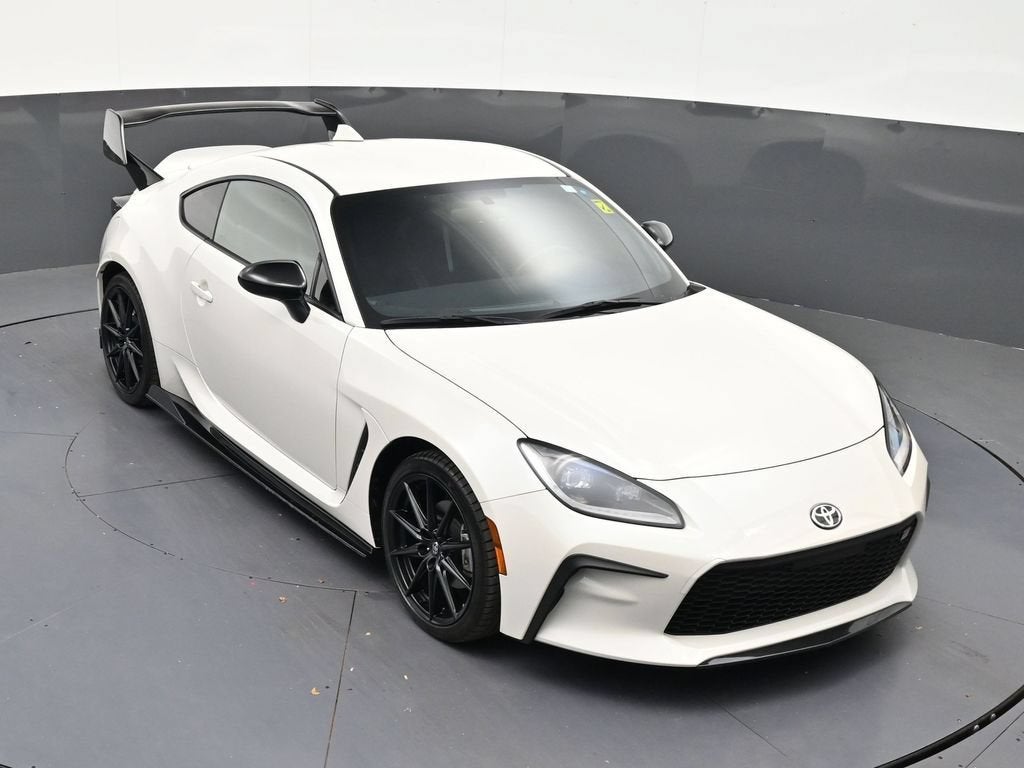 2025 Toyota GR86 Premium