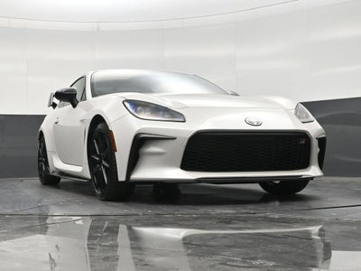 2025 Toyota GR86 Premium
