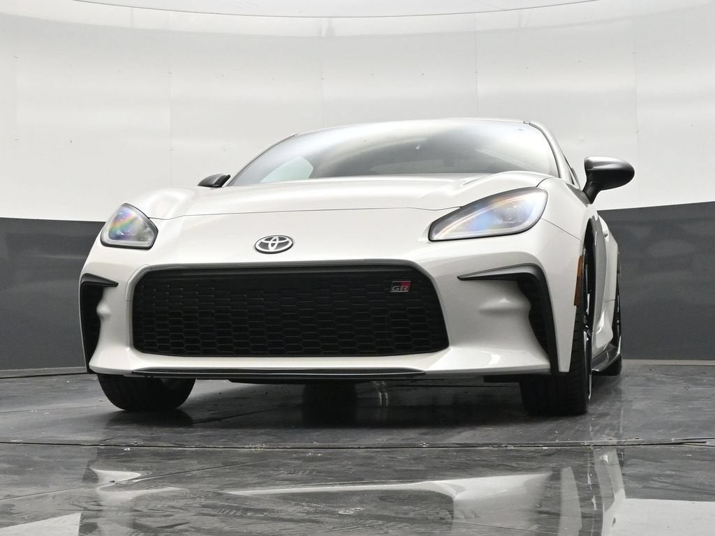 2025 Toyota GR86 Premium