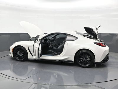 2025 Toyota GR86 Premium