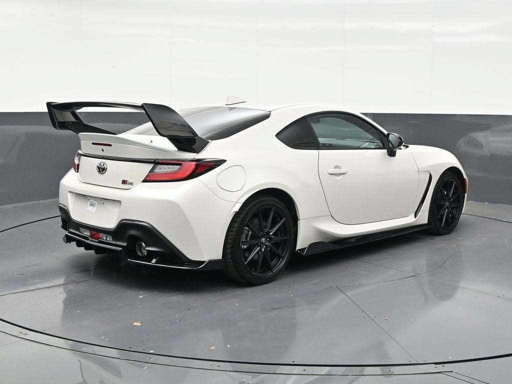 2025 Toyota GR86 Premium