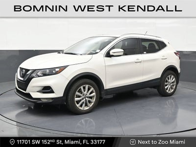 2022 Nissan Rogue Sport SV