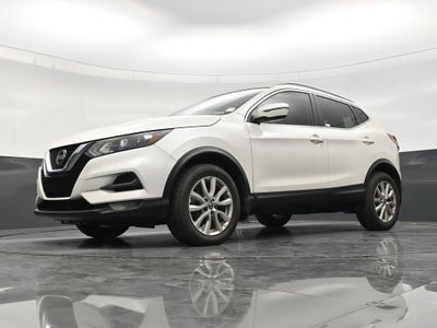 2022 Nissan Rogue Sport SV