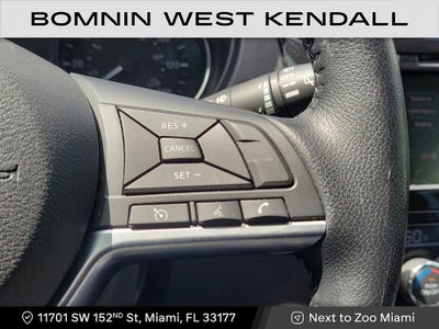 2022 Nissan Rogue Sport SV