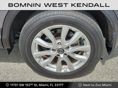 2022 Nissan Rogue Sport SV