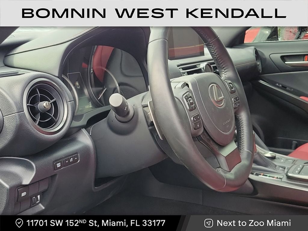 2025 Lexus IS IS 350 F SPORT Design