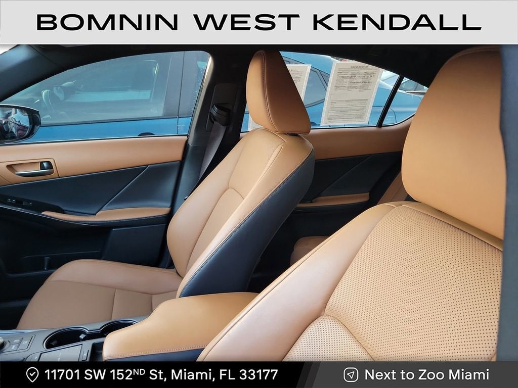 2024 Lexus IS IS 350 F SPORT Design