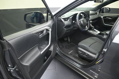 2023 Toyota RAV4 Hybrid SE