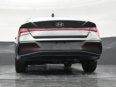 2025 Hyundai Elantra SEL Convenience