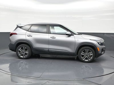2022 Kia Seltos LX